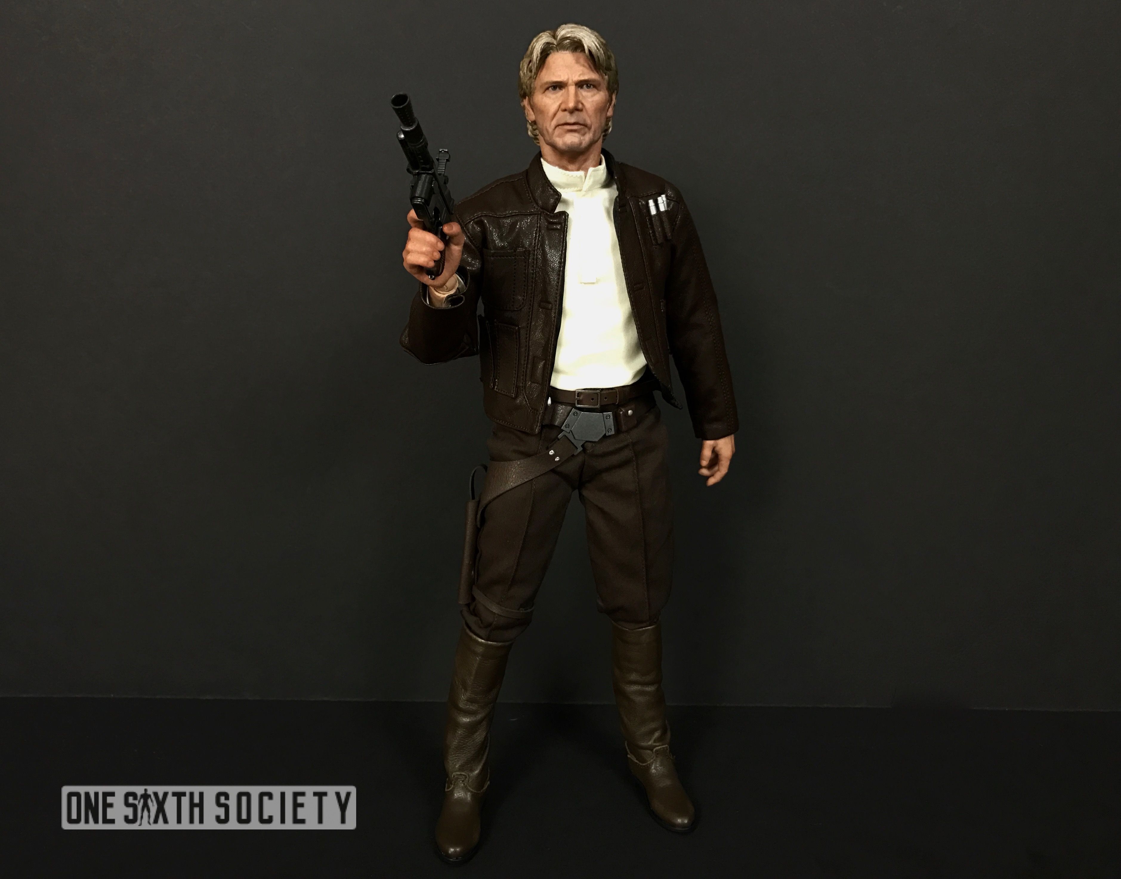 Close up Shots of the Hot Toys Force Awakens Han Solo Blaster Pistol