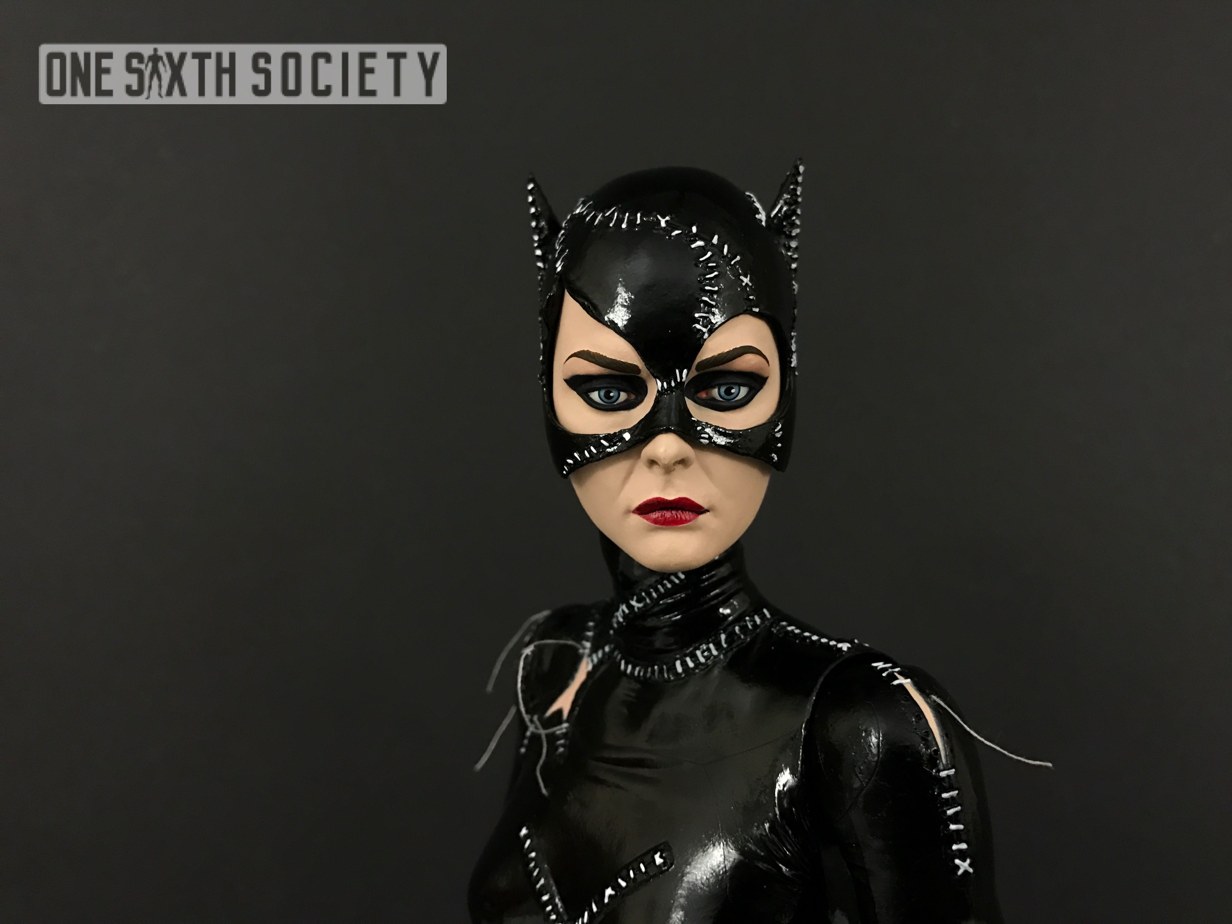 NECA did a beautiful job on Catwomens head-sculpt!