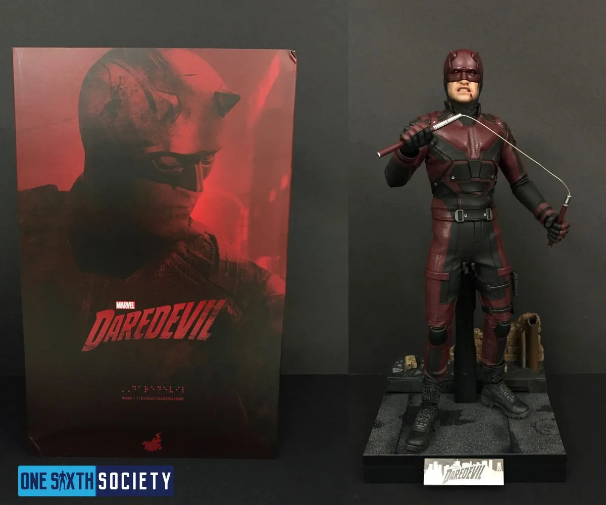 Hot Toys Daredevil Review: Netflix Suit, Clubs and Rooftop Base