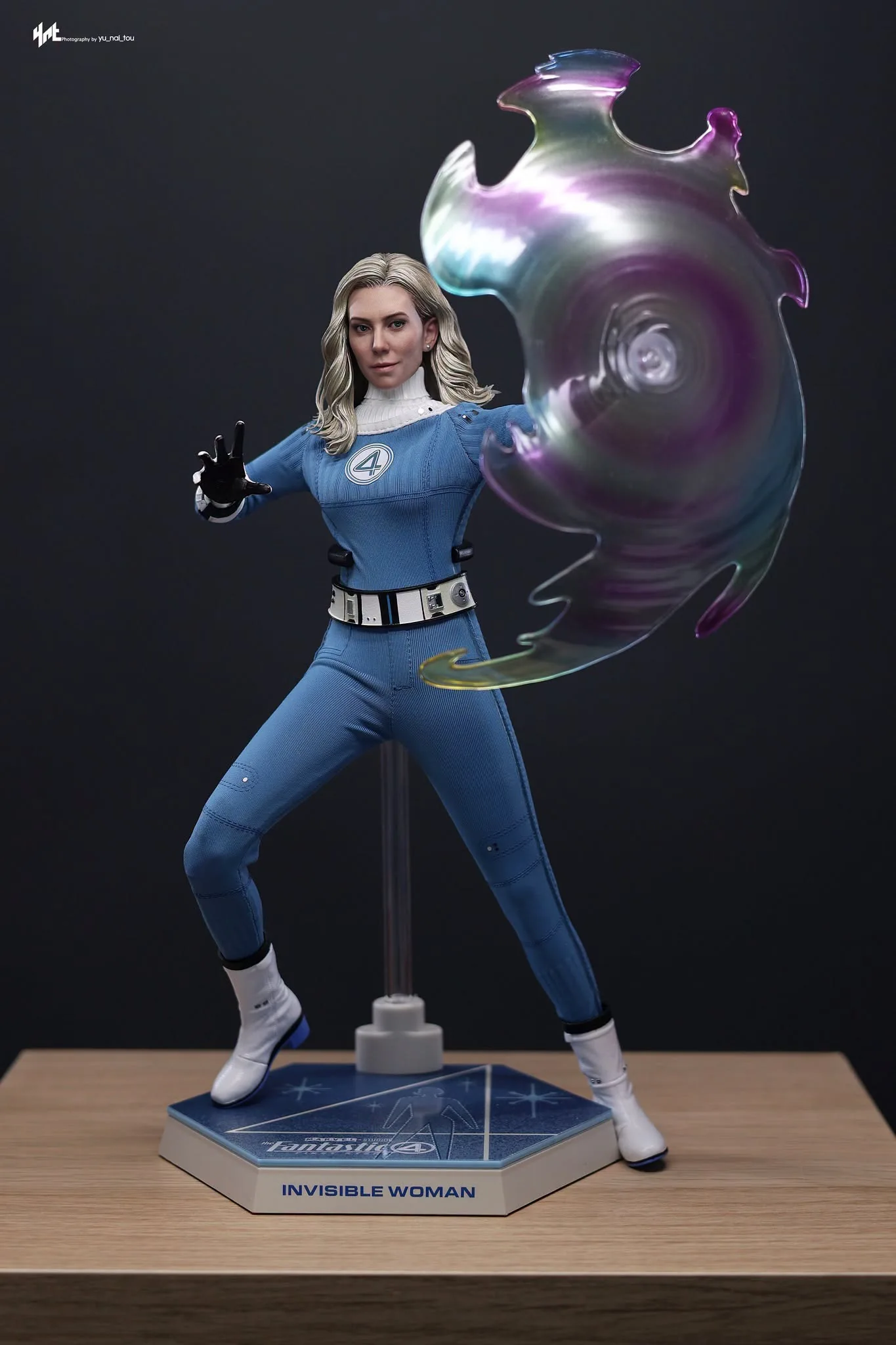 Final production review photo of Hot Toys Invisible Woman showing Sue using the included force-field effect.