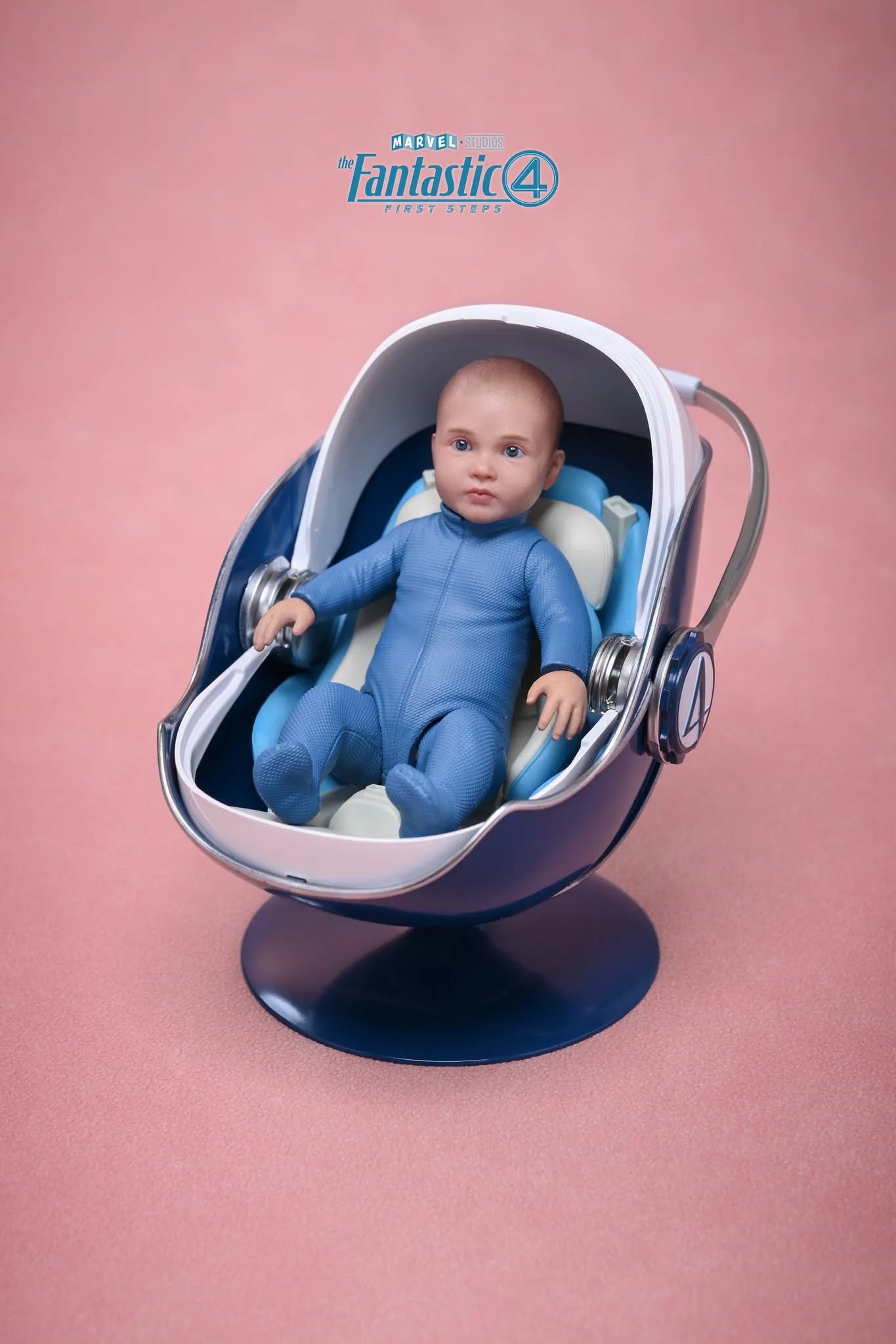 Final production review photo of Hot Toys Invisible Woman showing Franklin seated in the blue and white carrier.